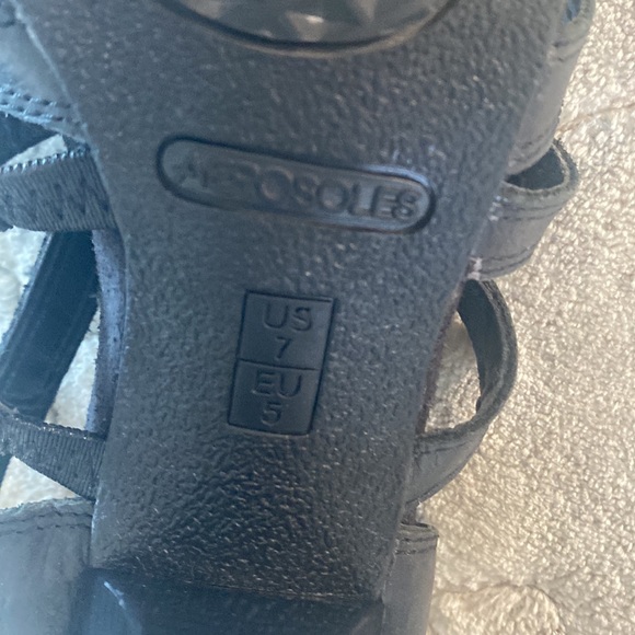 Aerosoles Black Leather Strappy Sandals Size 7 - Picture 4 of 6